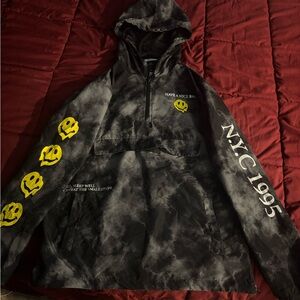 Winter breaker, Smiley jacket